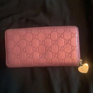 Gucci Wallet Guccissima Pink Leather